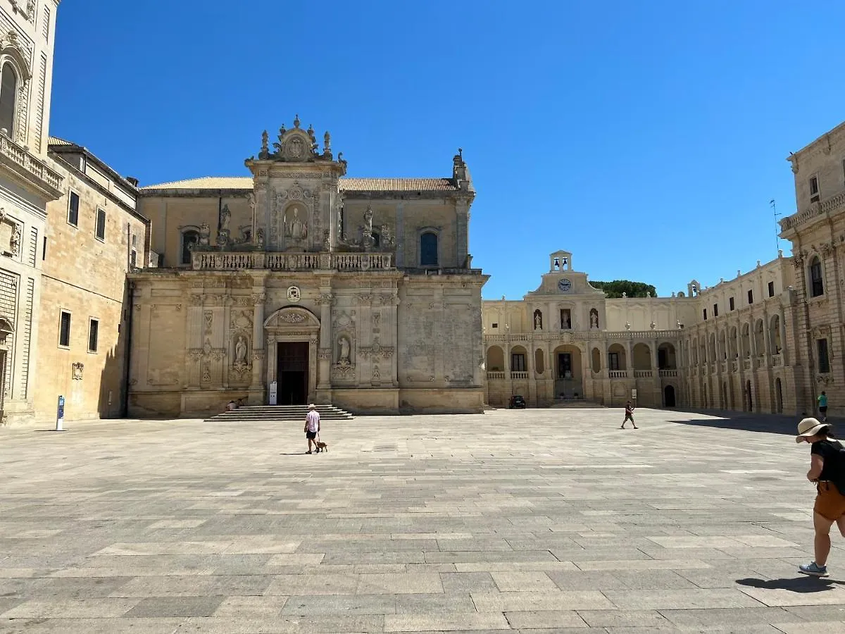 Ai Propilei Del Duomo Luxury Suite Lecce Holiday home